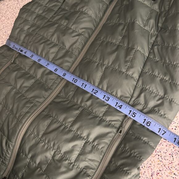 Patagonia Women’s Nano Puff Fitz Roy Trout Hoody Small Hemlock Green 84465 HMKG - Picture 14 of 16